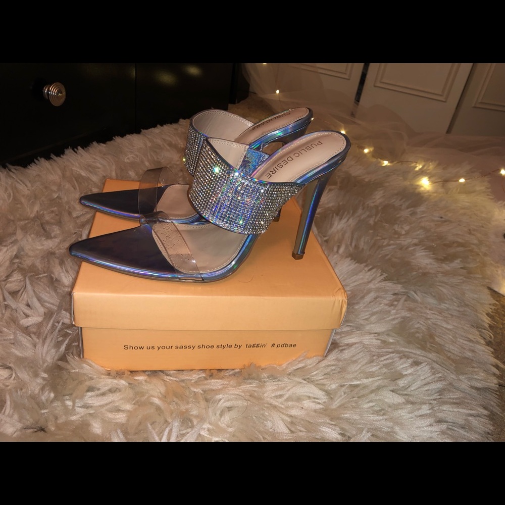 Iridescent Pointed Toe Mule